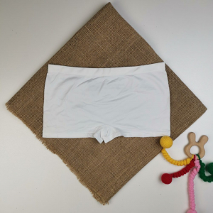 شورت طرح سفید ساده