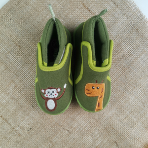 پاپوش برند لوپیلو طرح حیوانات کفی پلاستیک نرم سبز رنگ - 2 سال