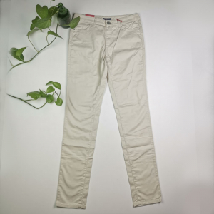 شلوار دخترانه طرح نگین دار استخوانی رنگ - سایز 26