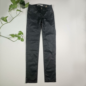 شلوار دخترانه طرح جیب نما براق مشکی رنگ - سایز 32