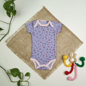 بادی نوزادی دخترانه آستین کوتاه طرح گل دار یاسی رنگ - 0-3 ماه