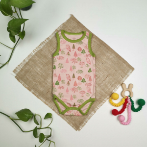 بادی نوزادی دخترانه آستین تاپ طرح درخت کالباسی رنگ - 6-9 ماه