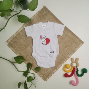 بادی نوزادی دخترانه آستین کوتاه برند twins طرح خرگوش قرمز رنگ