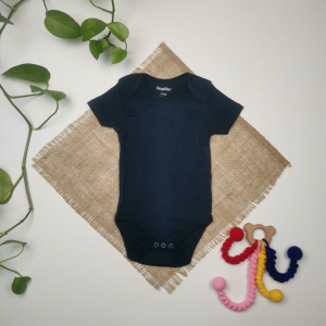 بادی نوزادی آستین کوتاه طرح جلو بسته سرمه ای رنگ - 6-12 ماه