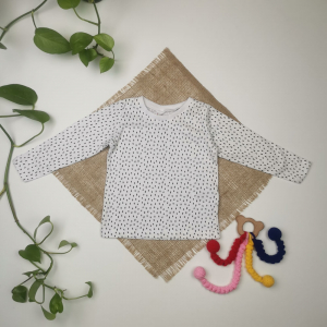 بلوز نوزادی آستین بلند برند لوپیلو طرح توپ توپی سفید رنگ