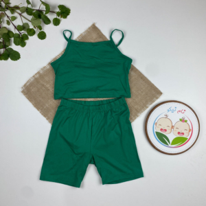ست تیشرت و شلوارک دخترانه آستین بندکی طرح ساده سبز رنگ  - 9 سال